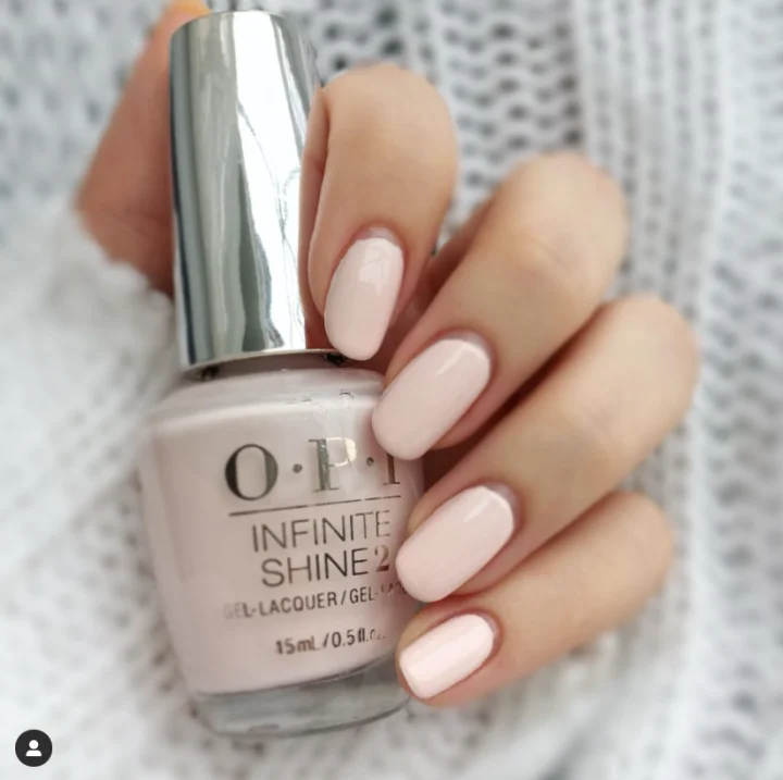 nail repair with vitamin E-Opi Infinite Shine IS-L62  It's Pink P.M